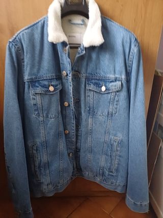 Cazadora vaquera Bershka borrego azul L