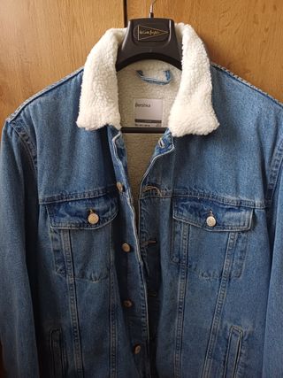 Cazadora vaquera Bershka borrego azul L