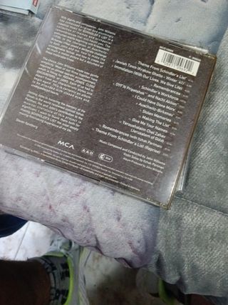 Lote 5 CDs BSO Titanic, Schindler's List, etc.