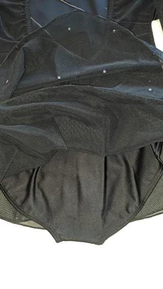 Maillot Patinaje Artístico Negro y Blanco