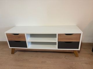 Mueble TV moderno blanco y madera