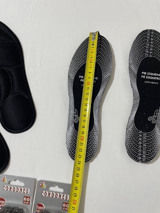 Lote plantillas 37-38 y cordones zapatos