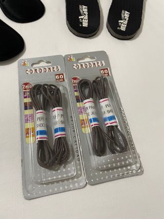 Lote plantillas 37-38 y cordones zapatos