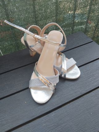 Scarpe eleganti donna argento