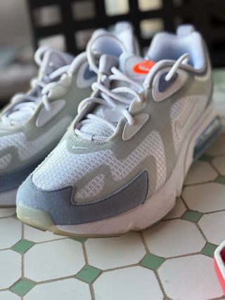 Nike Air Max 270 Azul y Blanco