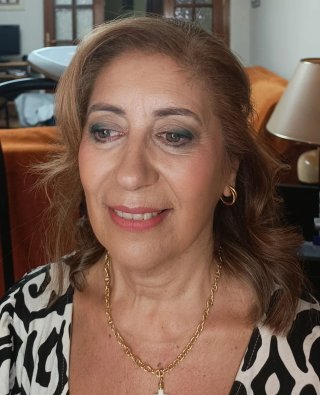 MAQUILLADORA PROFESIONAL