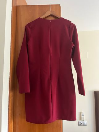 Vestido de fiesta burdeos