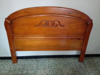 Cabezal de cama de madera