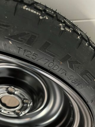 Rueda de repuesto Toyota Corolla