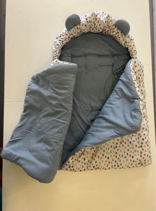 Saco Mayoral para capazo bebé con estampado
