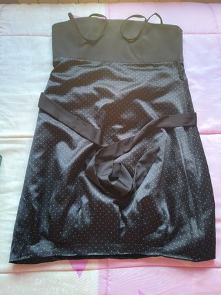 Vestido de fiesta con lunares