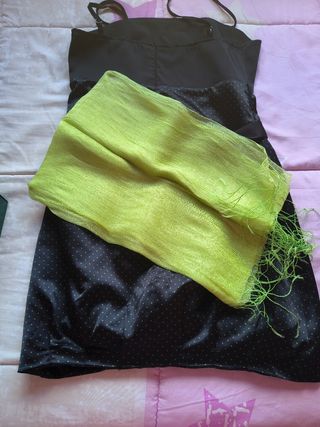 Vestido de fiesta con lunares