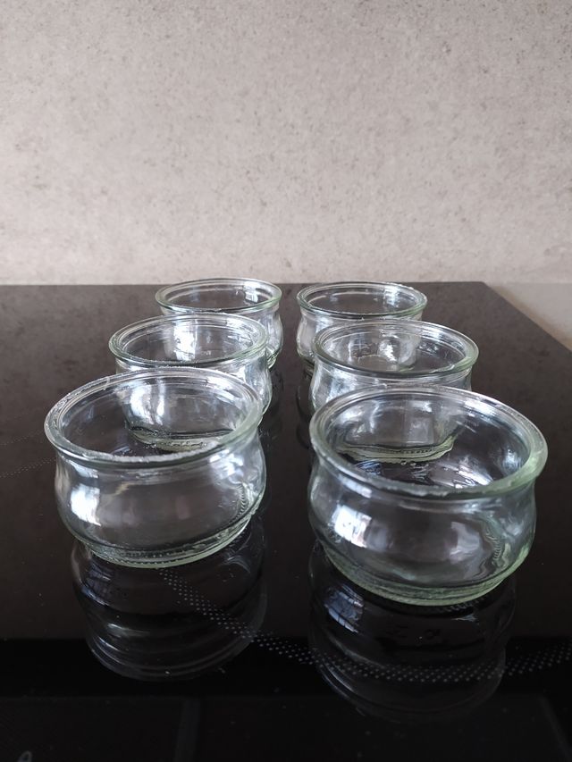 Lote de 6 vasitos postres.