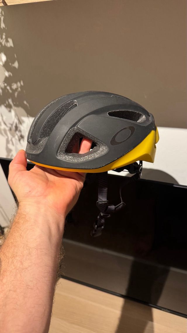 Casco Oakley Aro 3 S