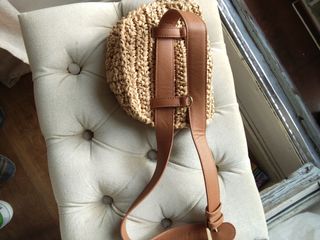 Riñonera/bolso de rafia
