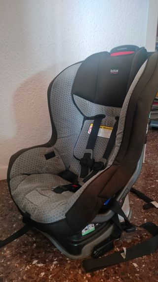 Silla de coche para bebé/niño.