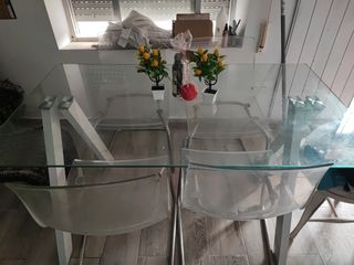 Mesa cristal y 5 sillas cocina/salón