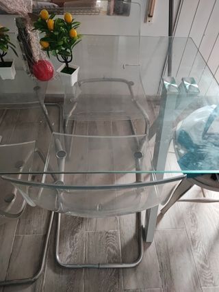 Mesa cristal y 5 sillas cocina/salón