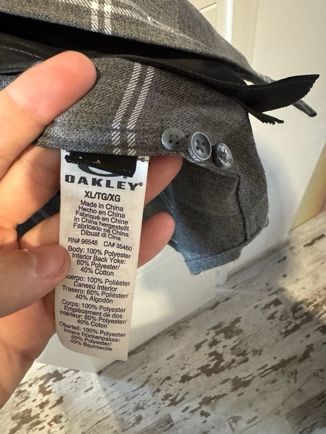 Camisa Franela Oakley Gris