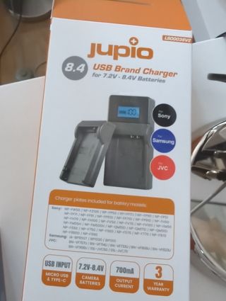 Cargador Jupio 8.4V USB