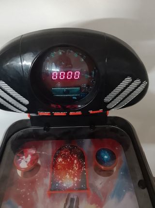 Máquina de pinball infantil. 
