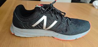 Zapatillas New Balance Vazee Rush Negras Naranja