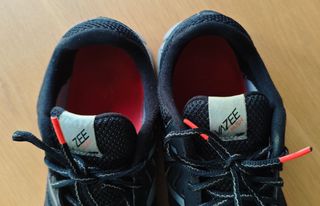 Zapatillas New Balance Vazee Rush Negras Naranja