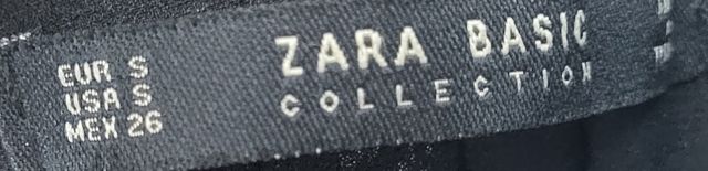 Vestido negro de encaje