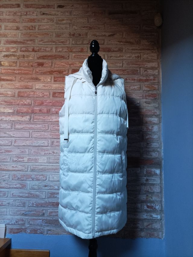 Chaleco plumas ACC ESS sin estrenar talla M