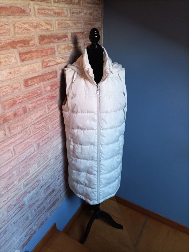 Chaleco plumas ACC ESS sin estrenar talla M