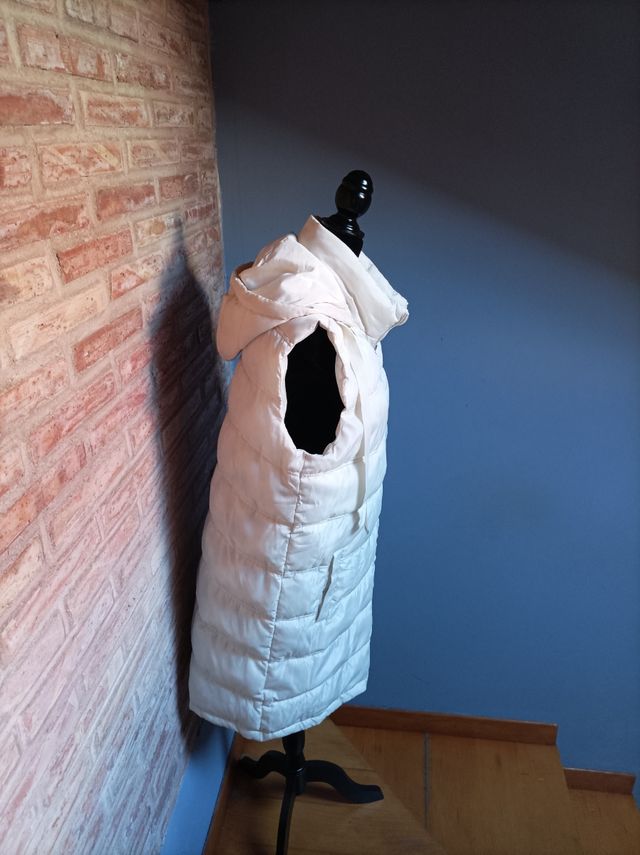 Chaleco plumas ACC ESS sin estrenar talla M