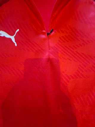 Sudadera deportiva Puma roja