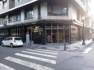 Local comercial en alquiler en Centro en Gijón
