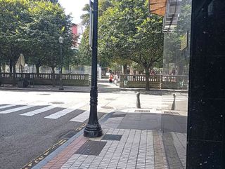 Local comercial en alquiler en Centro en Gijón