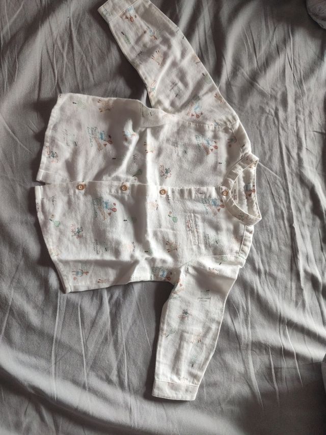 Camisa de bebé con estampado