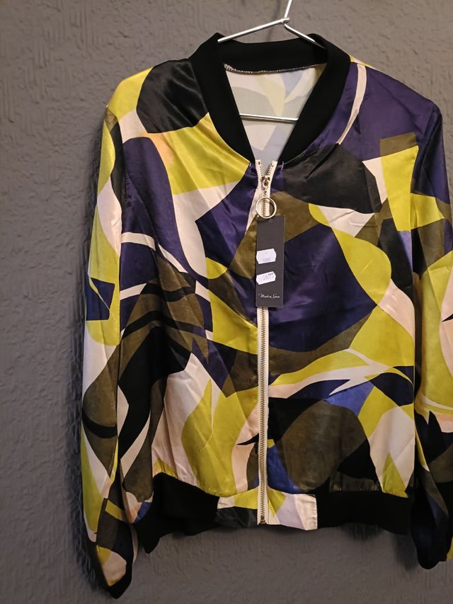 Bomber elegante multicolor lila, pistacho, negro