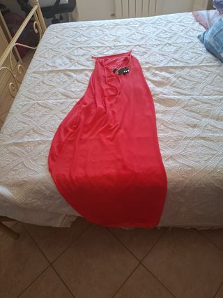 Vestitino corallo con collana