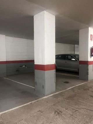 Garaje en venta en Can Calders - Mas Lluí - Roses Castellbell en Sant Feliu de Llobregat