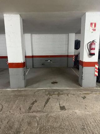 Garaje en venta en Can Calders - Mas Lluí - Roses Castellbell en Sant Feliu de Llobregat