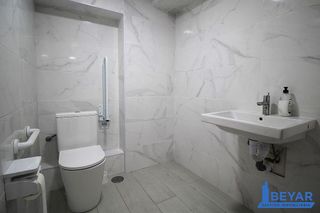 Local comercial en venta en Centro en Torrelavega