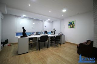 Local comercial en venta en Centro en Torrelavega