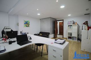 Local comercial en venta en Centro en Torrelavega