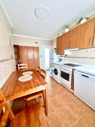 Piso en alquiler en El Coto en Gijón
