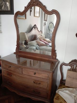 Dormitorio completo vintage de castaño macizo