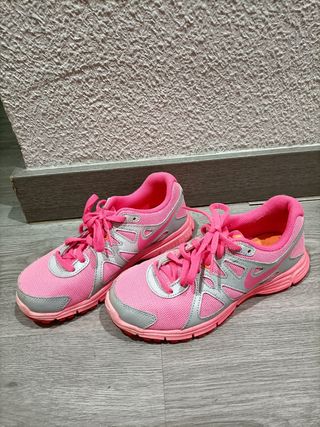 Playeras Nike Rosa Talla 35.5