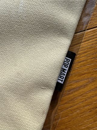 Borsa tela Labubu's Artistic Quest Louvre