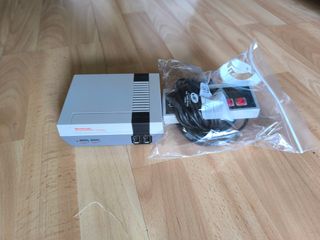 Reedición Nintendo NES Consola Gris