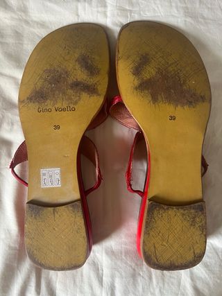 Sandalias rojas flor bordada T39