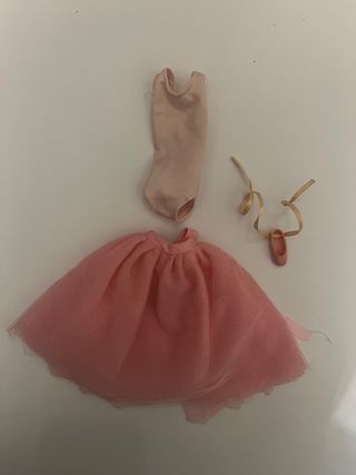 Il mio primo abbigliamento da ballerina Barbie