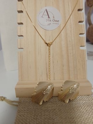 Collar y pendientes bañados en oro 18k